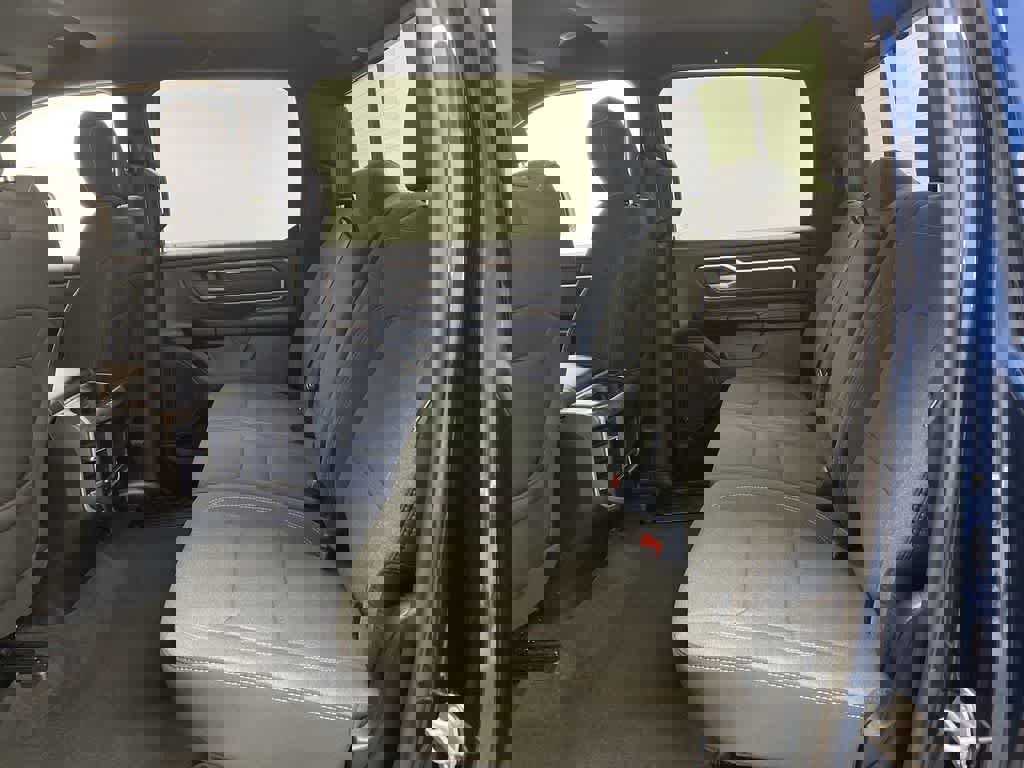 Used 2021 RAM 1500 Big Horn image 17