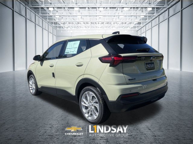 New 2027 Chevrolet Bolt LT w/ Comfort Package FWD image 6