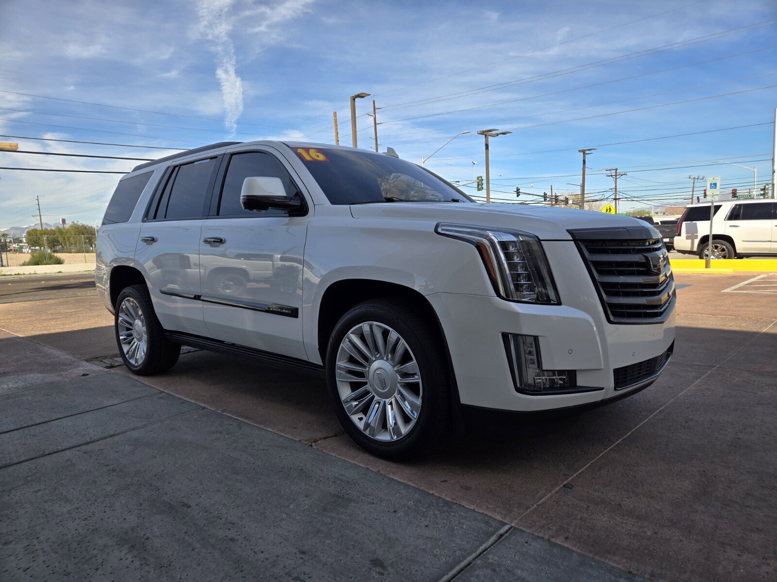 Used 2016 Cadillac Escalade Platinum image 4