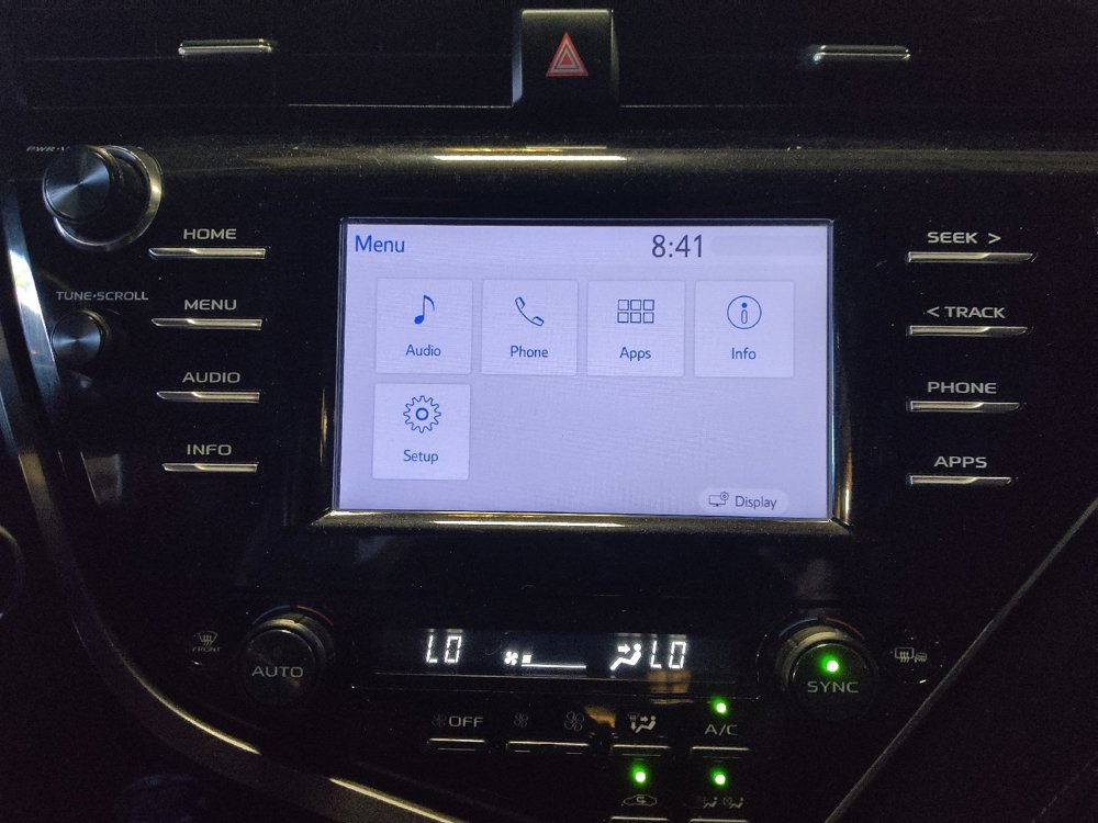 Used 2018 Toyota Camry XLE image 25