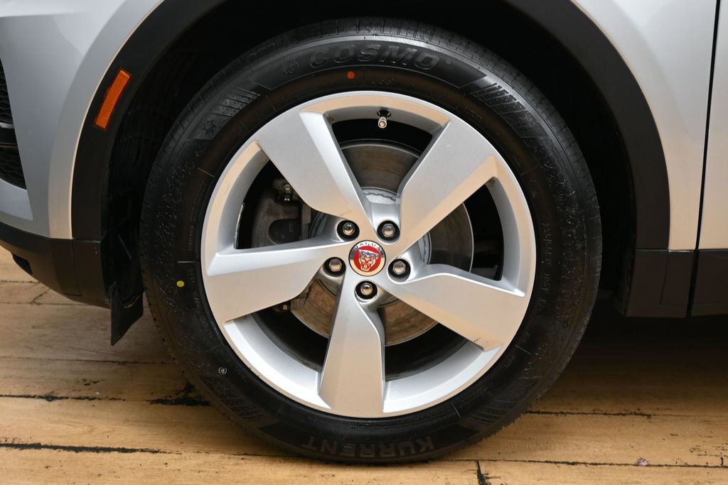 Used 2023 Jaguar E-PACE SE AWD/4WD image 9