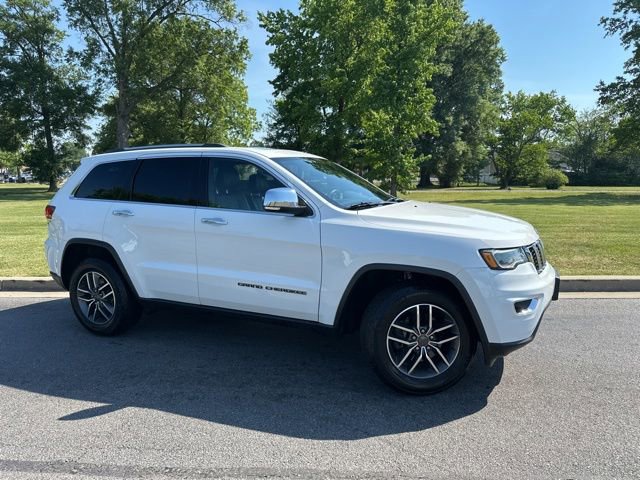 Used 2020 Jeep Grand Cherokee Limited w/ Premium Lighting Group AWD/4WD image 2