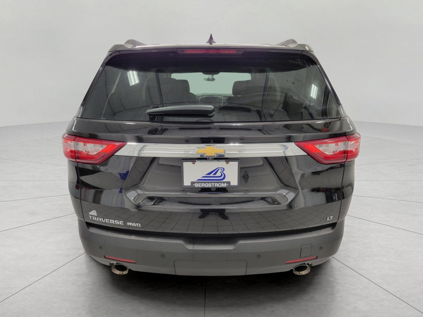 Used 2021 Chevrolet Traverse LT w/ LPO, Floor Liner Package AWD/4WD image 55