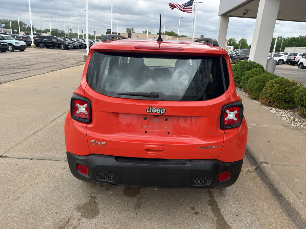 Used 2021 Jeep Renegade Sport AWD/4WD image 6