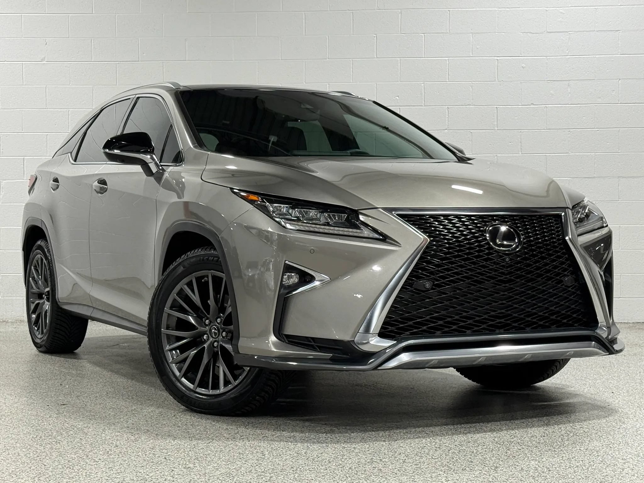 Used 2017 Lexus RX 350 F Sport w/ Accessory Package AWD/4WD image 4