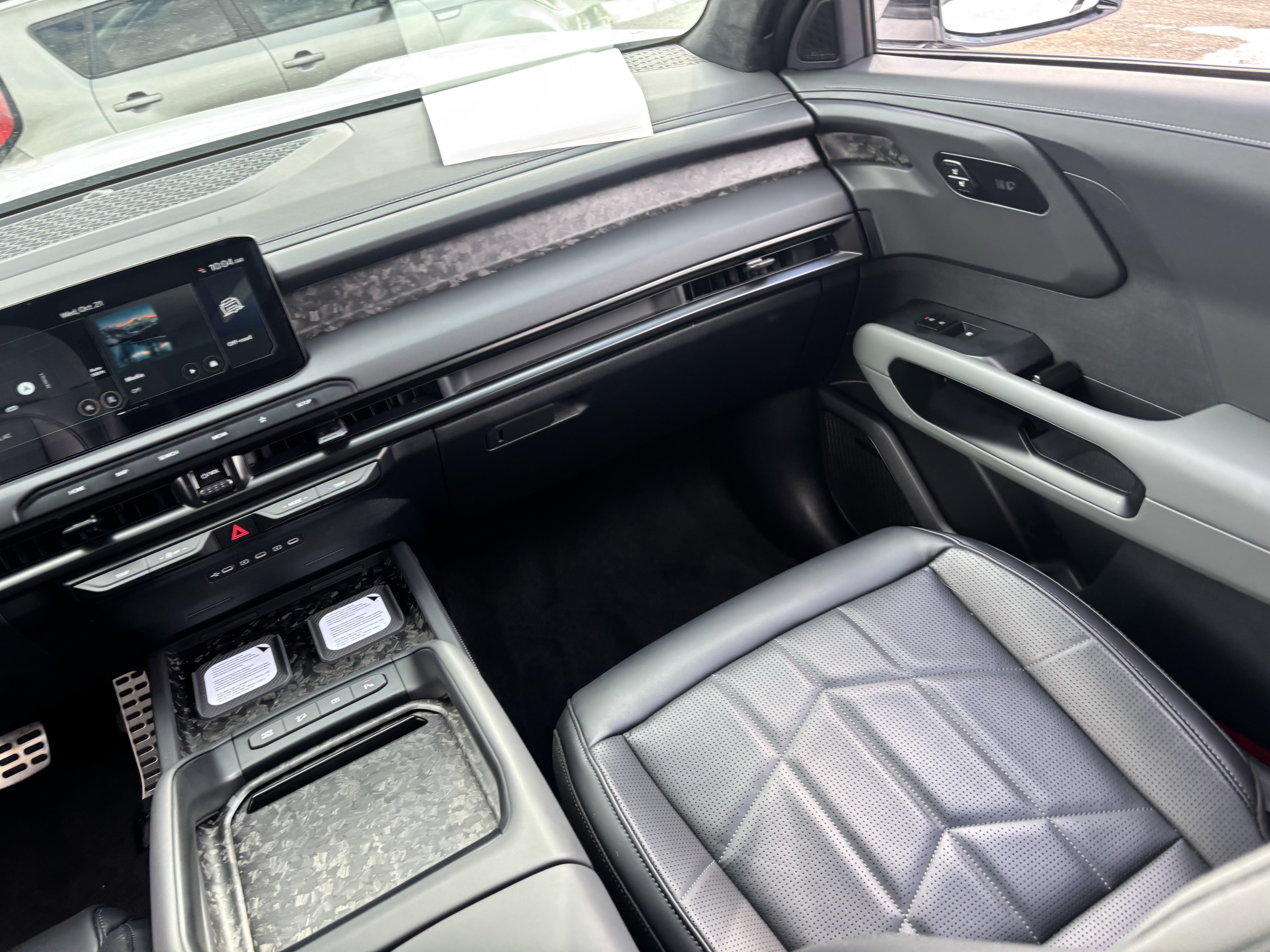 Used 2027 Kia Telluride SX Prestige X-Pro AWD/4WD image 14