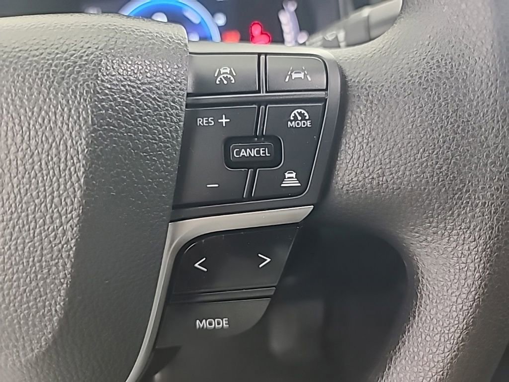 Used 2026 Toyota Camry LE FWD image 29