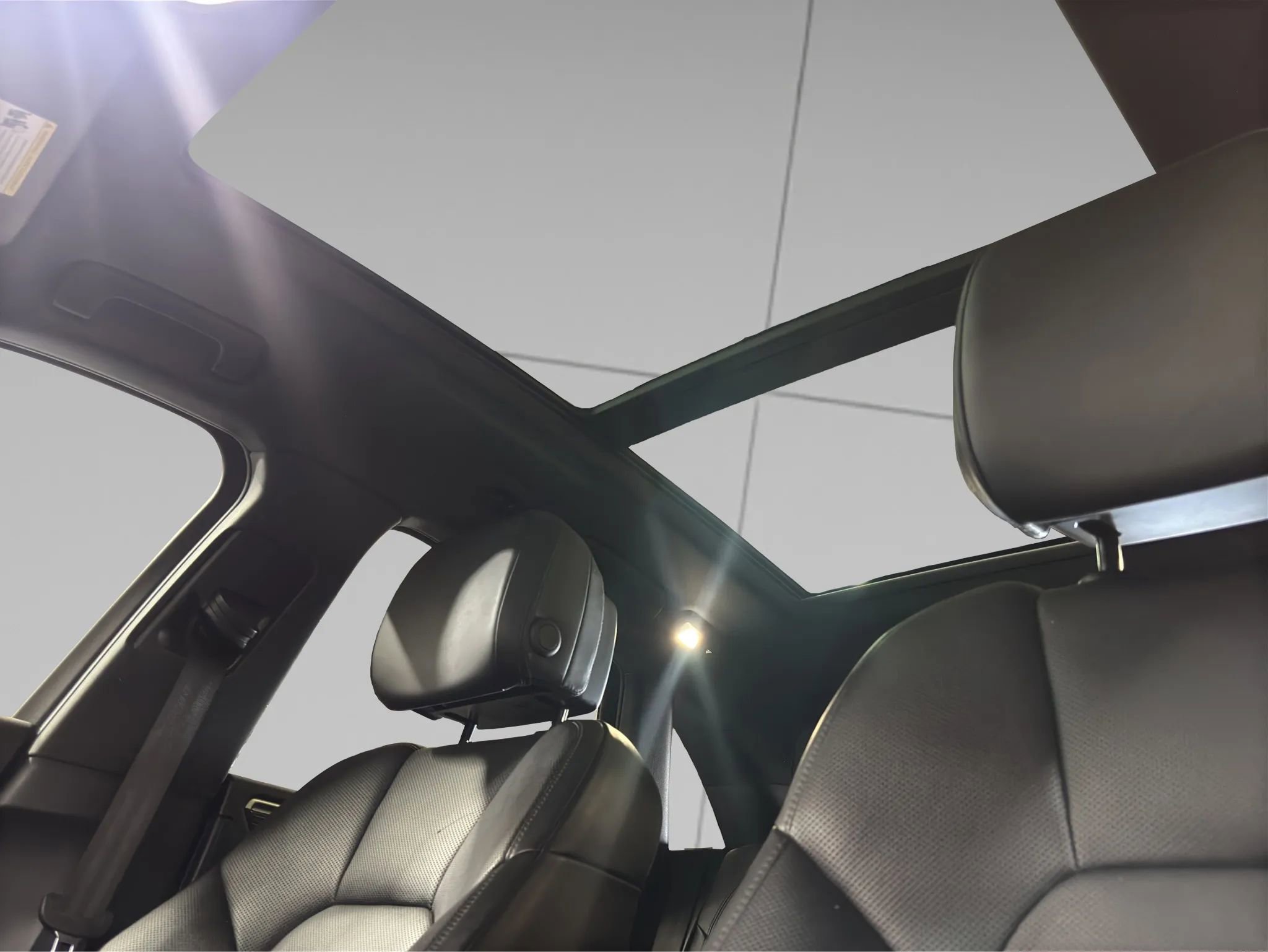 Used 2017 Porsche Macan S AWD/4WD image 15