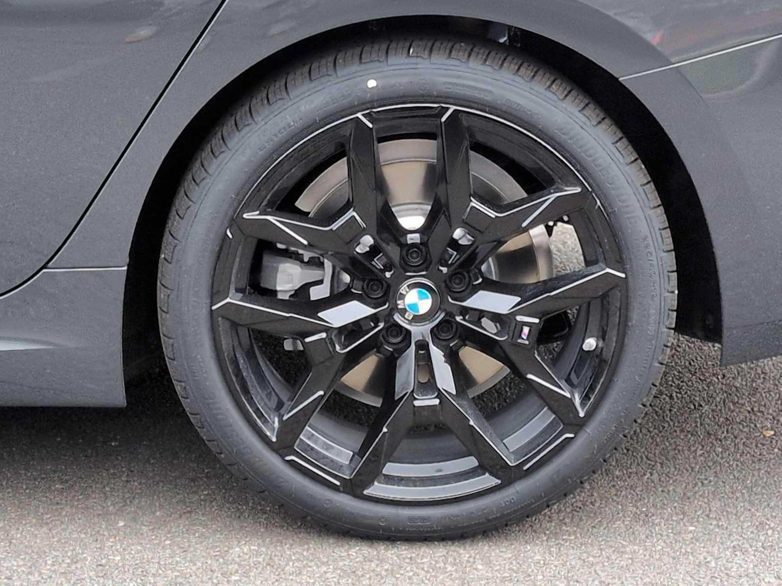 Used 2026 BMW 330i xDrive Sedan w/ M Sport Package AWD/4WD image 14