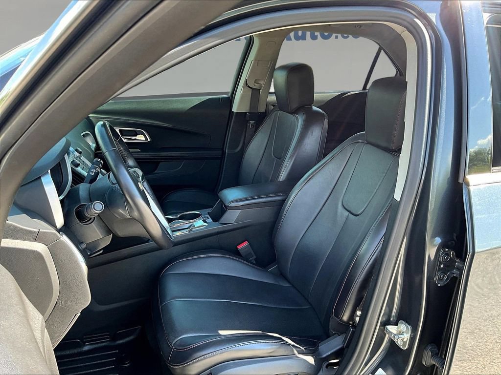 Used 2017 Chevrolet Equinox Premier w/ Enhanced Convenience Package FWD image 23
