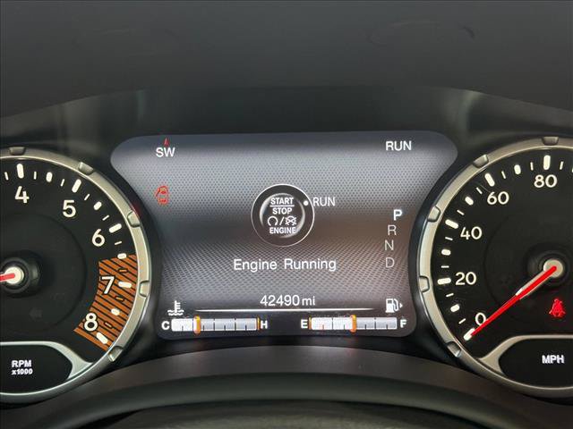 Used 2019 Jeep Renegade Trailhawk AWD/4WD image 17
