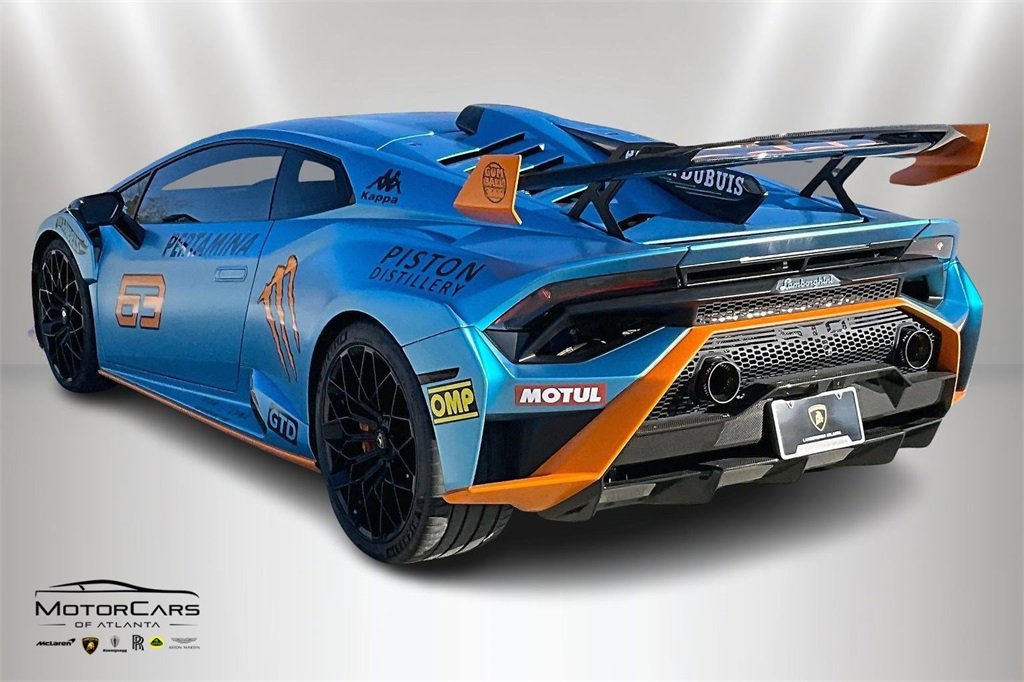 Used 2022 Lamborghini Huracan STO image 11