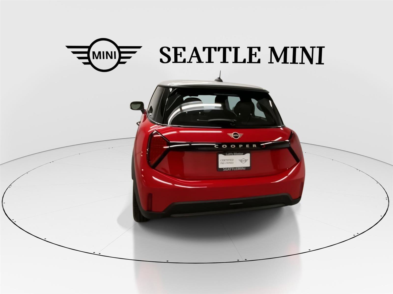 Certified 2025 MINI Cooper S image 9