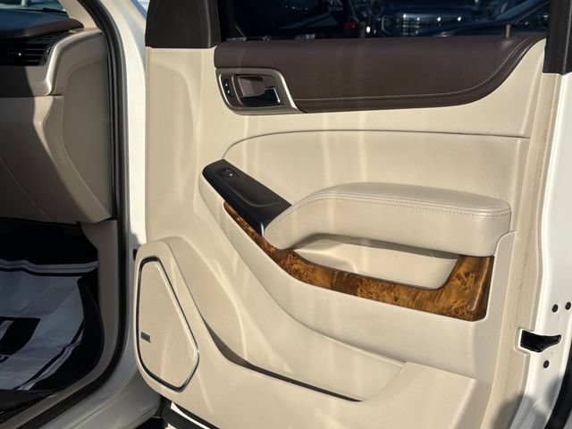 Used 2015 GMC Yukon Denali w/ Premium Package AWD/4WD image 23