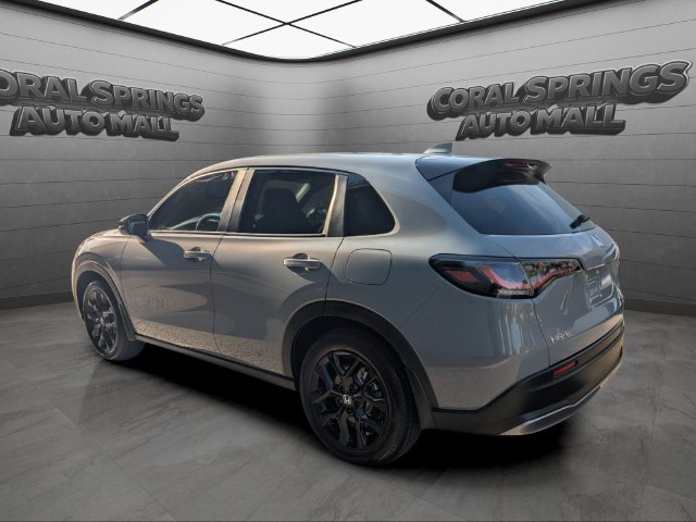 Certified 2025 Honda HR-V Sport image 5