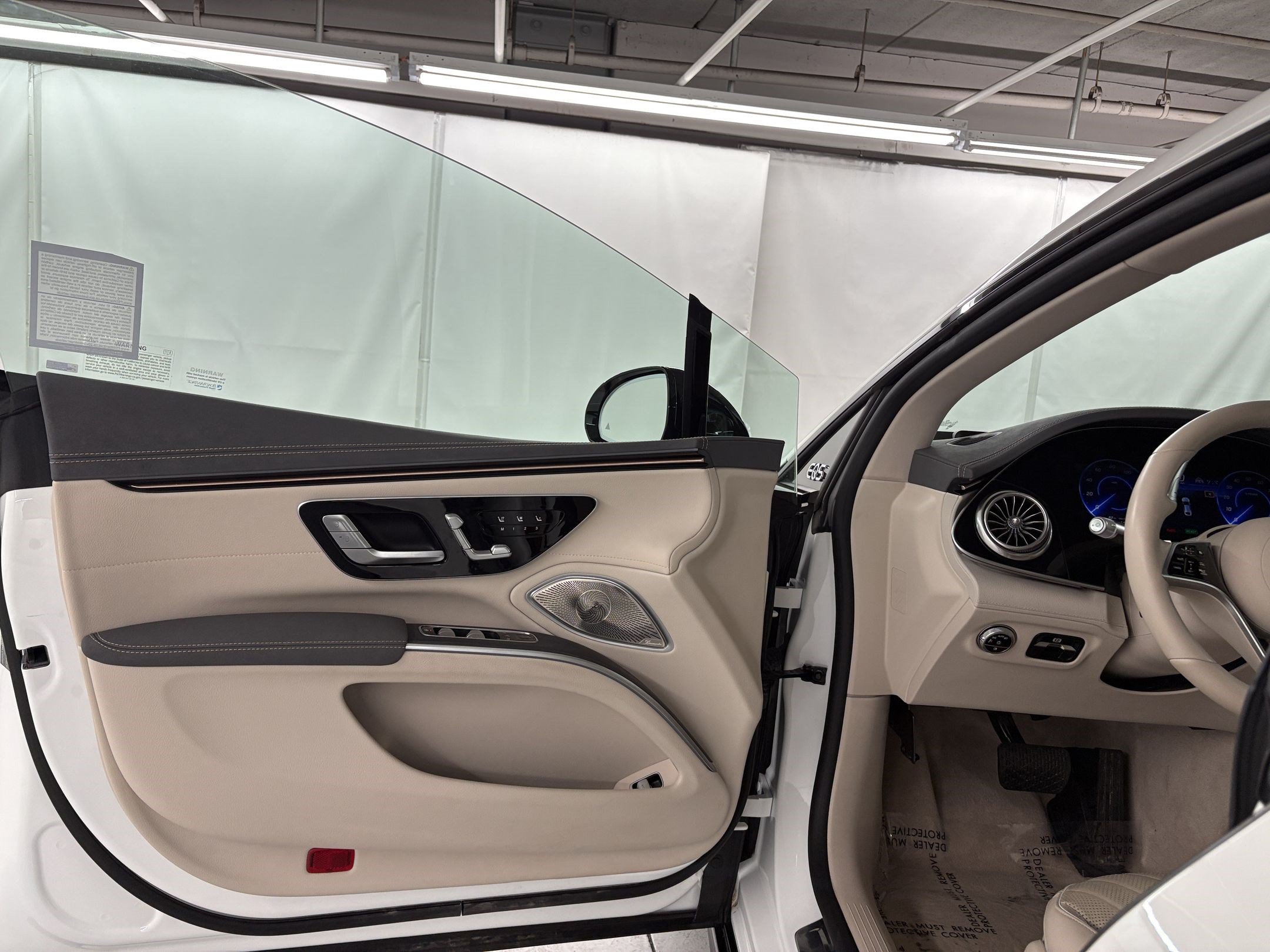Certified 2024 Mercedes-Benz EQS 580 4MATIC Sedan image 14