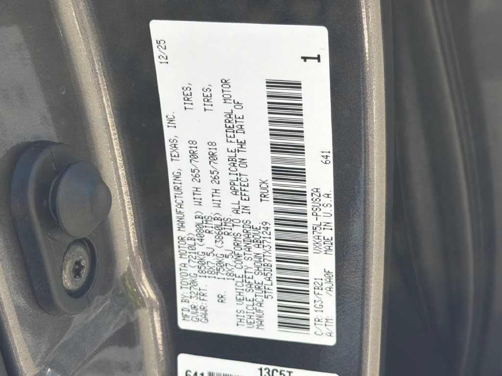 Used 2026 Toyota Tundra SR5 w/ SR5 Convenience Package AWD/4WD image 33