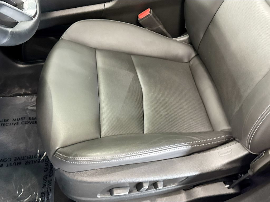 Used 2025 Cadillac XT6 Sport w/ Technology Package AWD/4WD image 22