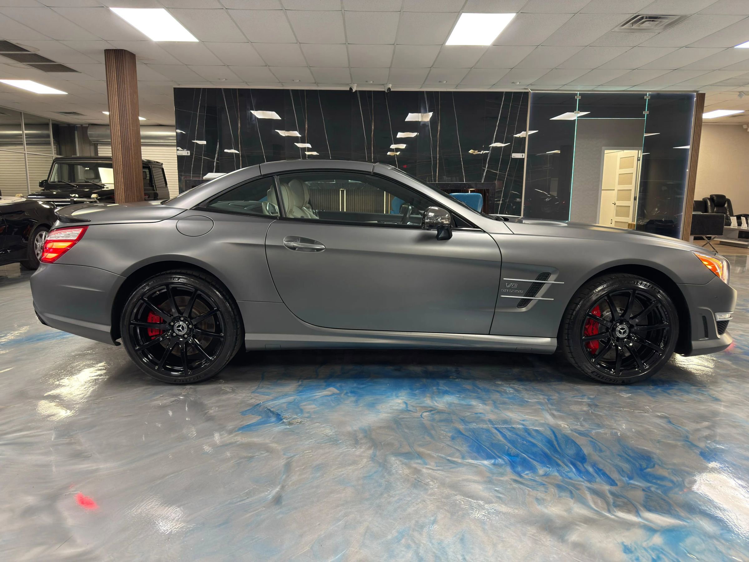Used 2013 Mercedes-Benz SL 63 AMG image 7