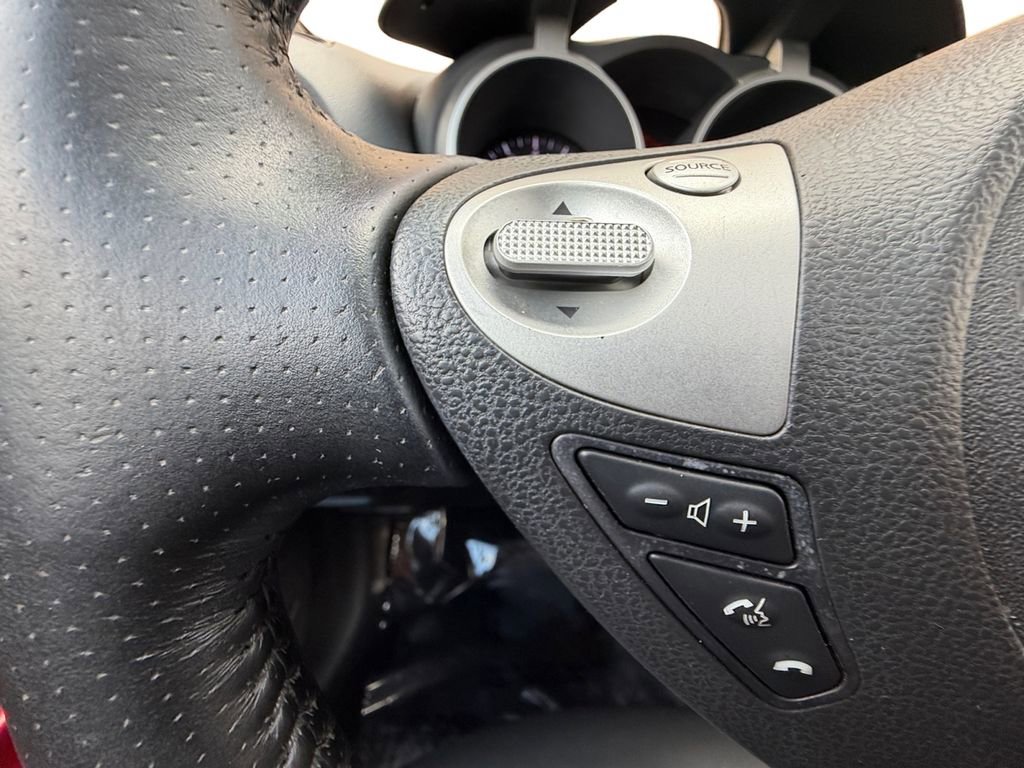 Used 2013 Nissan Juke SL image 22