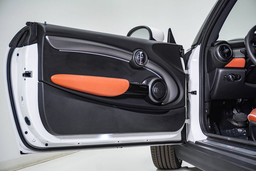 Used 2024 MINI Cooper S FWD image 30