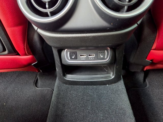 Used 2023 Alfa Romeo Stelvio Veloce AWD/4WD image 17