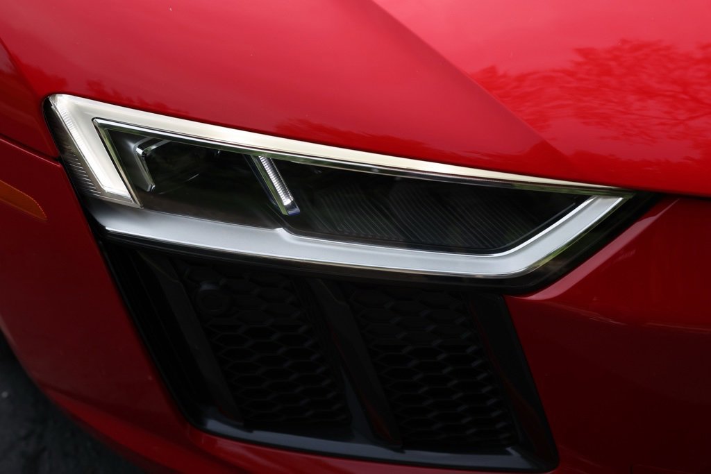 Used 2018 Audi R8 V10 plus w/ Full Leather Package image 54