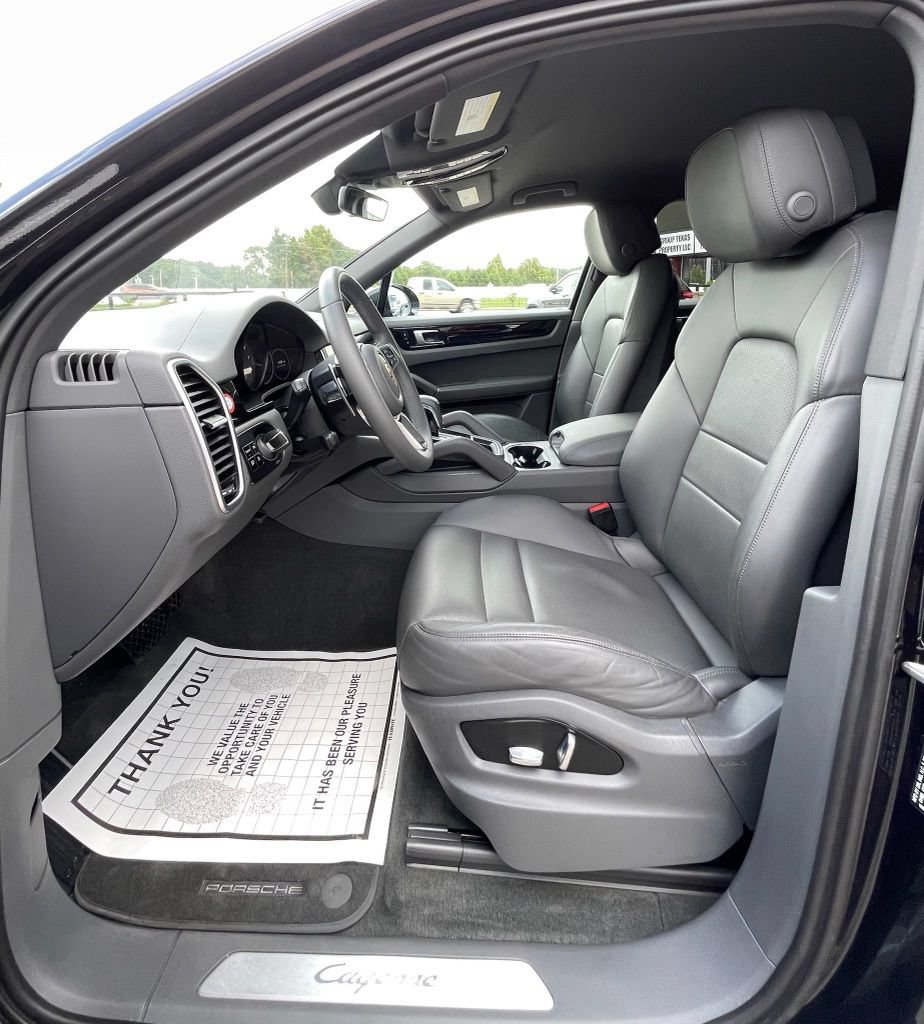 Used 2019 Porsche Cayenne AWD/4WD image 15
