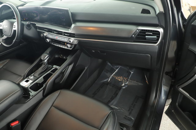 Used 2024 Kia Telluride LX image 20