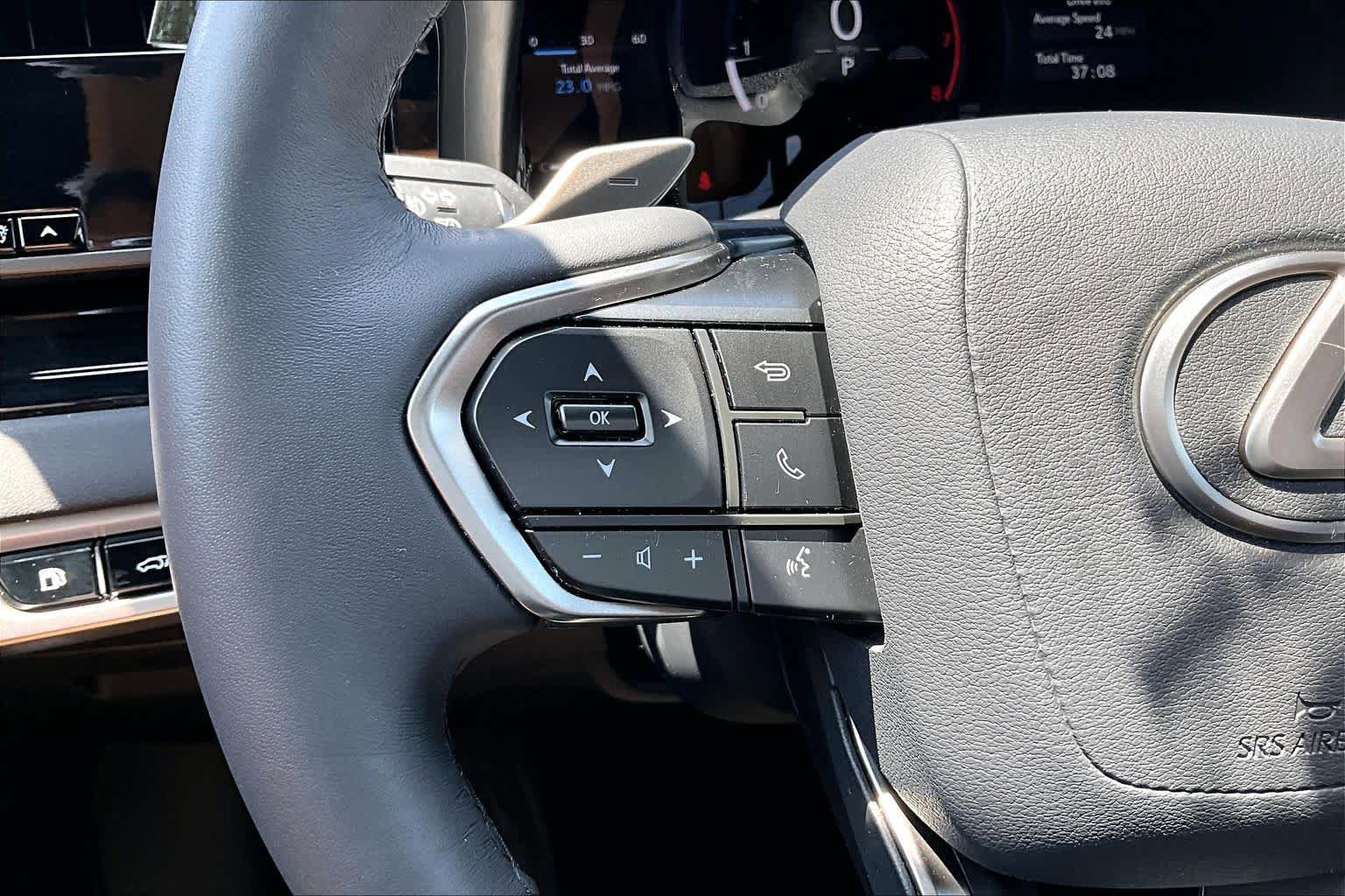 Used 2025 Lexus RX 350 FWD w/ Technology Package image 22