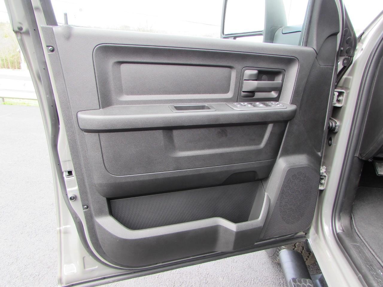 New 2026 RAM 2500 Tradesman AWD/4WD image 12