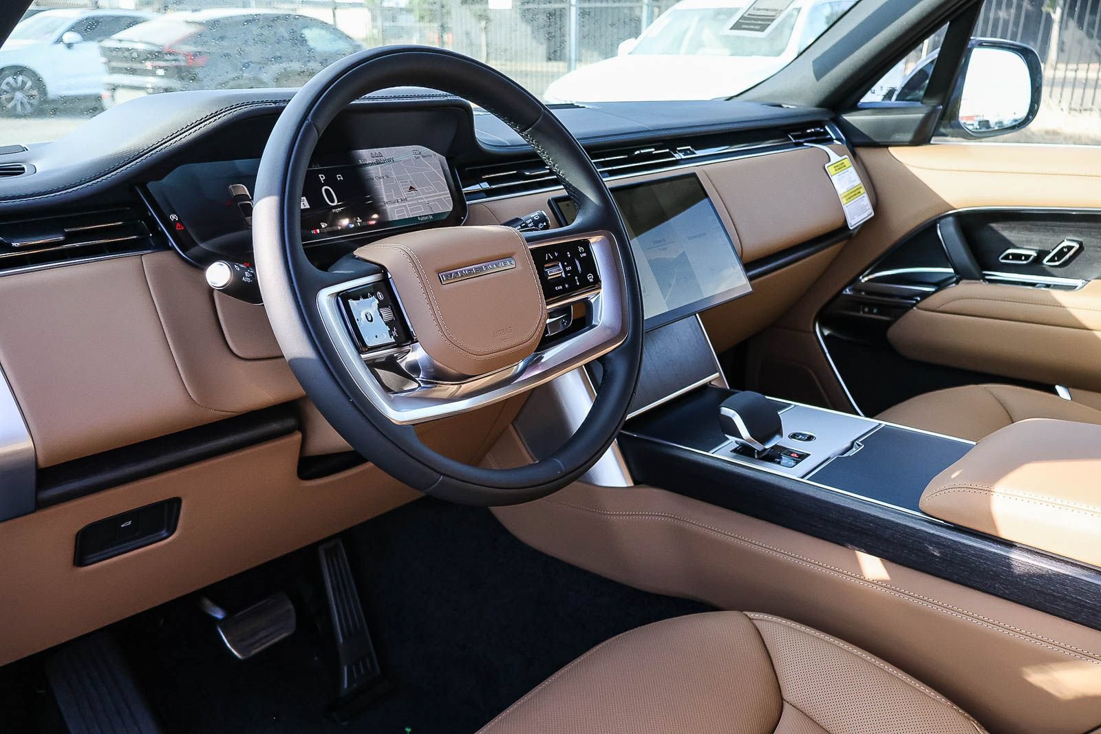 New 2026 Land Rover Range Rover Long Wheelbase SE AWD/4WD image 26
