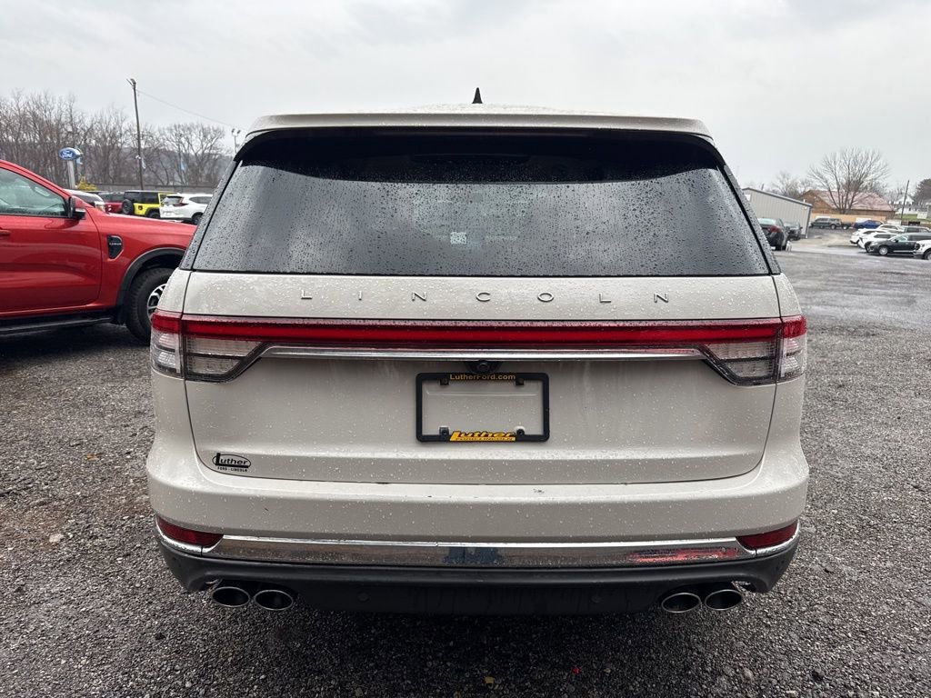 Used 2023 Lincoln Aviator Reserve w/ Elements Package Plus image 8