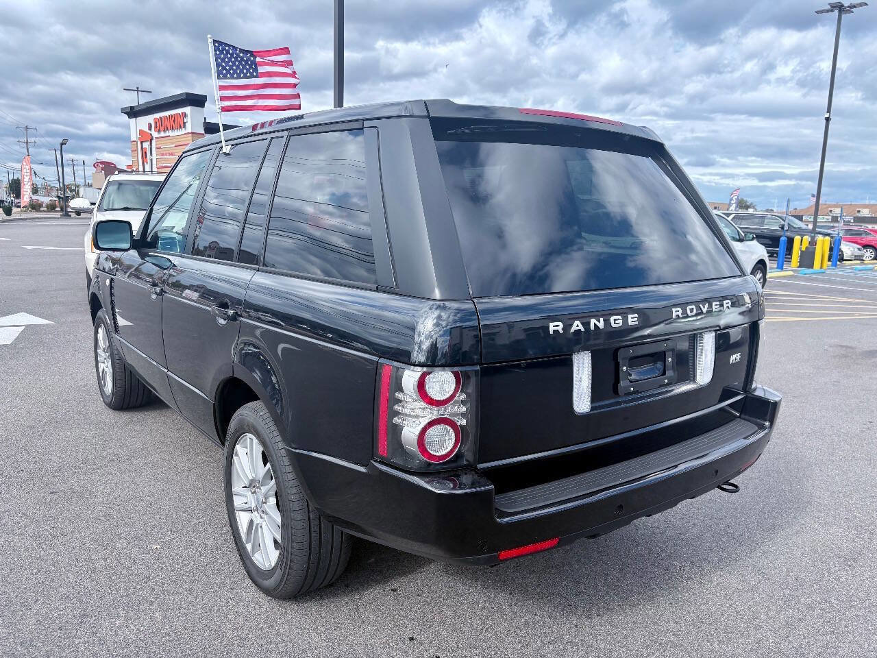 Used 2012 Land Rover Range Rover HSE image 4