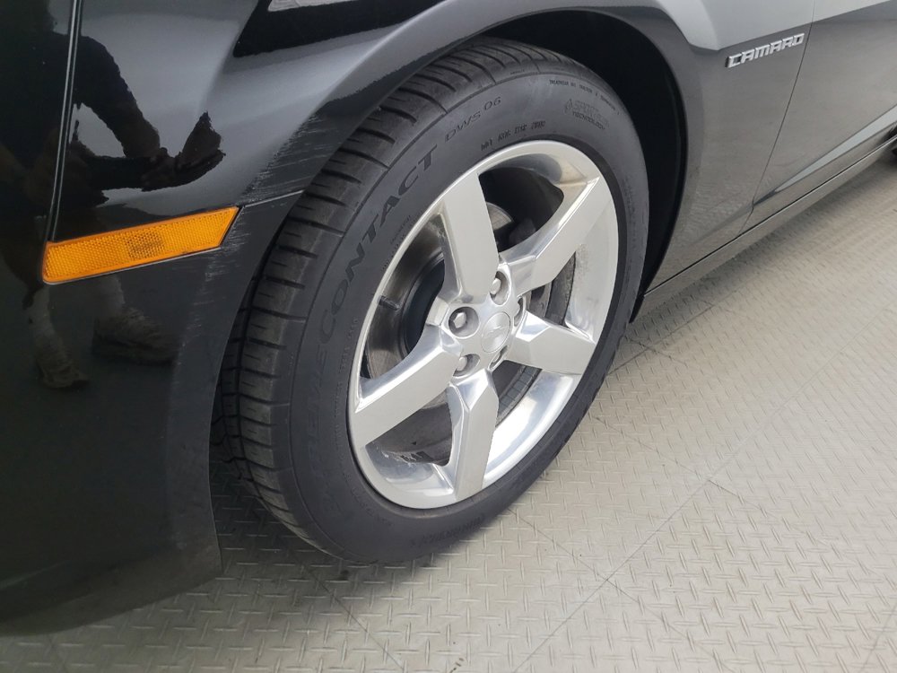 Used 2015 Chevrolet Camaro LT w/ 1LT Preferred Package RWD image 31