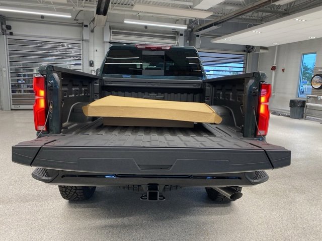 New 2026 Chevrolet Silverado 2500 ZR2 image 7