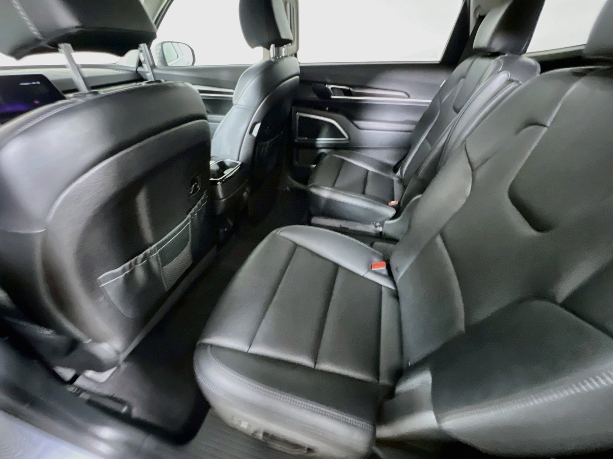 Used 2025 Kia Telluride S FWD image 29
