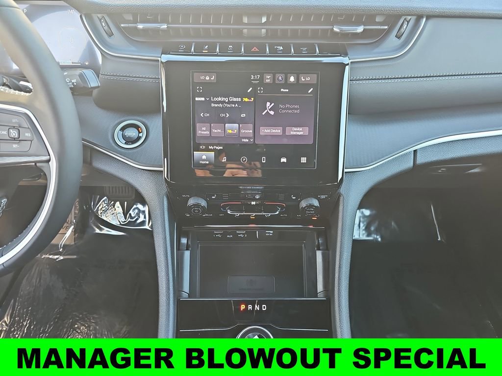 New 2025 Jeep Grand Cherokee Altitude AWD/4WD image 20
