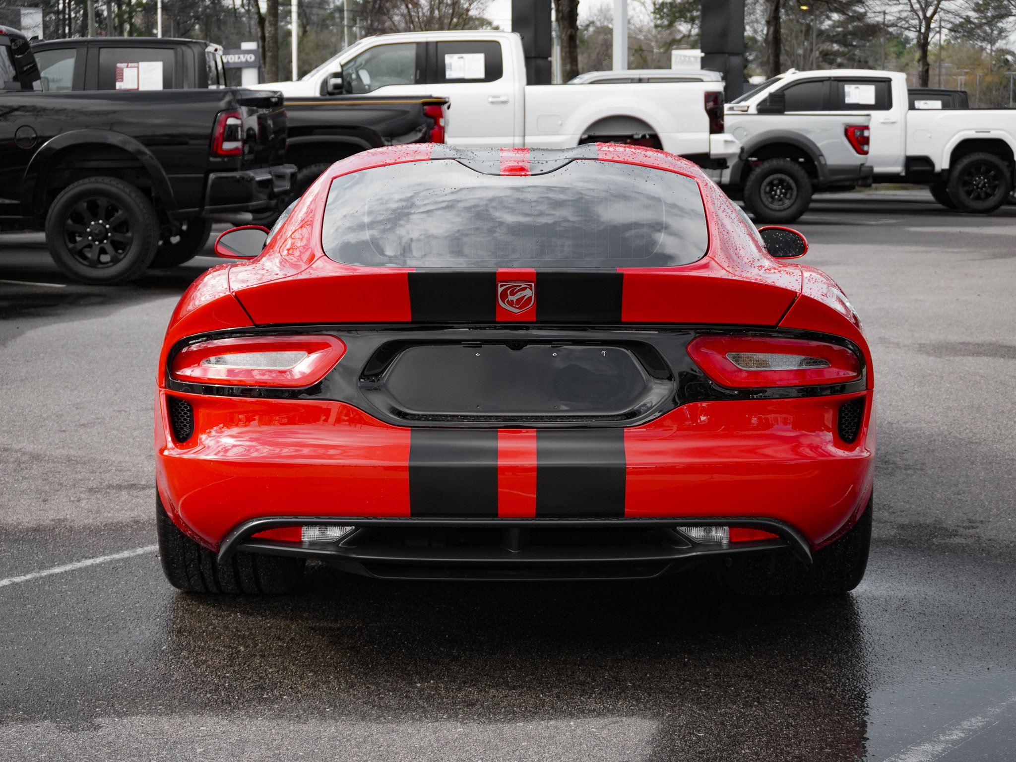 Used 2013 SRT Viper GTS w/ GTS Laguna Interior Pkg image 9