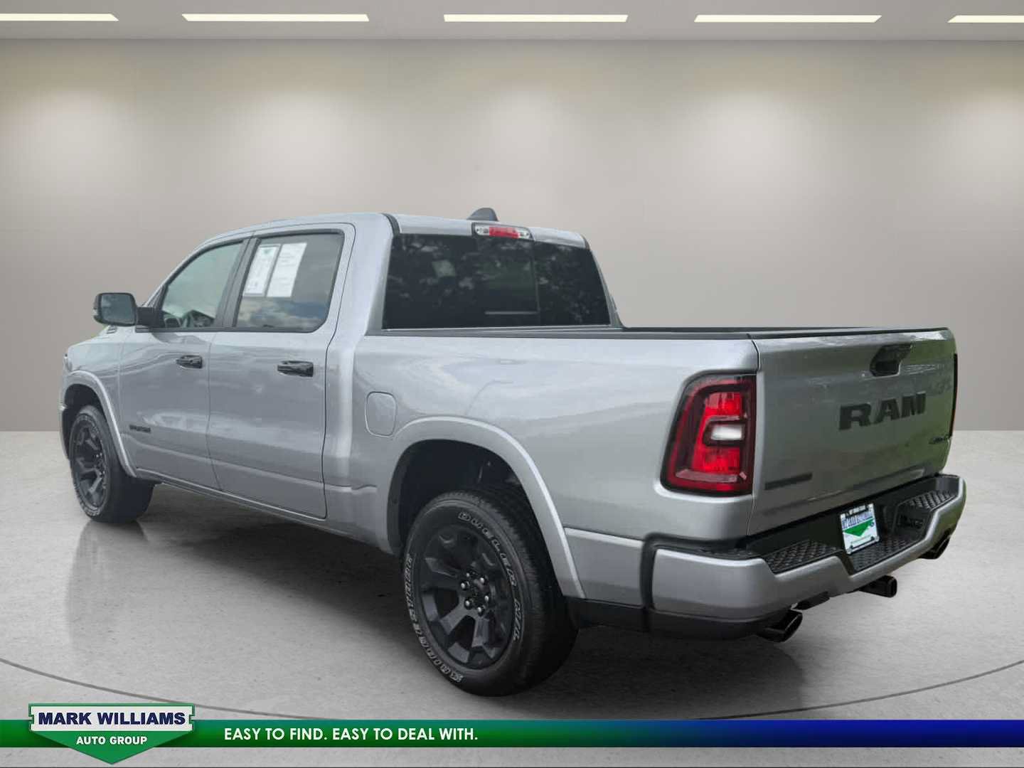 Used 2026 RAM 1500 Big Horn AWD/4WD image 8