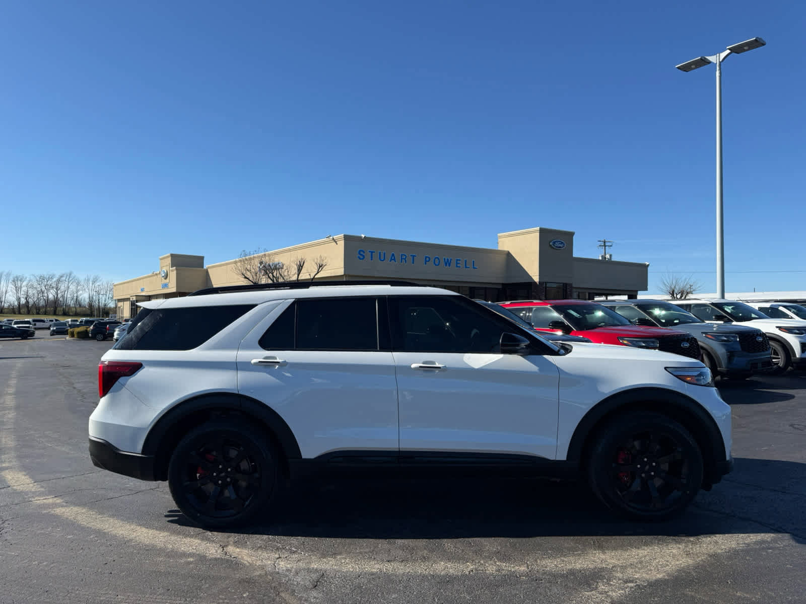 Used 2020 Ford Explorer ST w/ ST Street Pack image 21