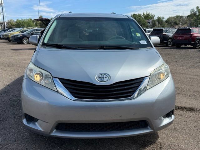 Used 2014 Toyota Sienna LE FWD image 9