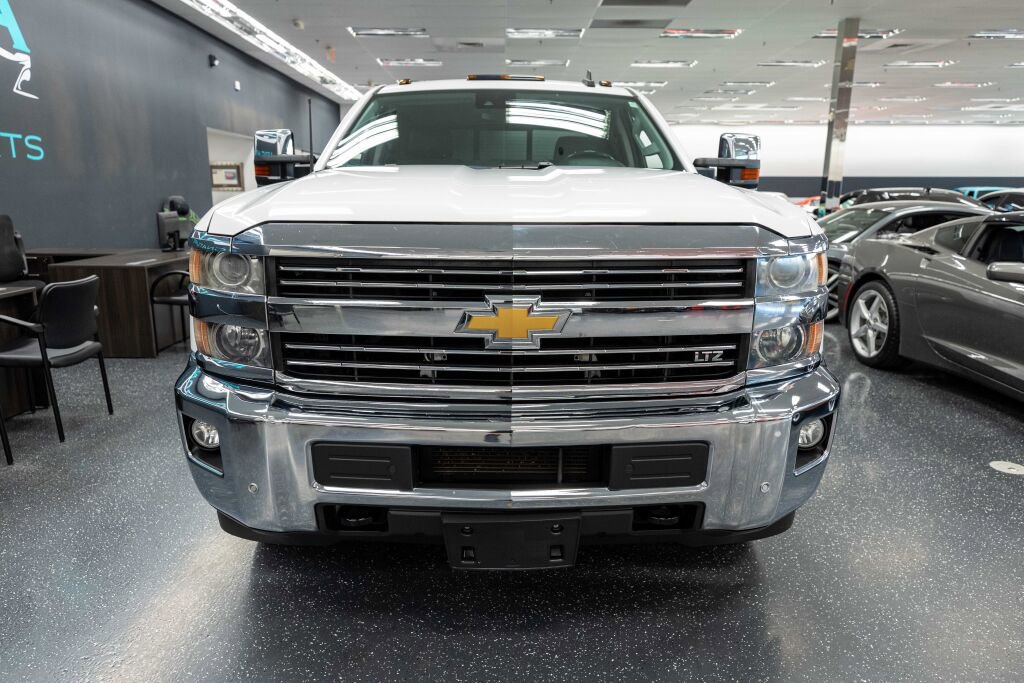 Used 2016 Chevrolet Silverado 3500 LTZ w/ Duramax Plus Package image 2