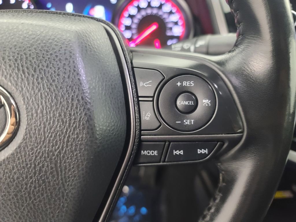 Used 2023 Toyota Camry XSE image 28
