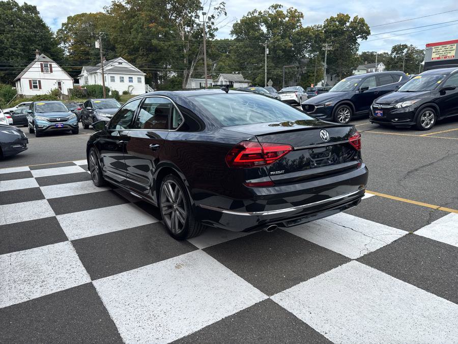 Used 2019 Volkswagen Passat 2.0T SE R-Line image 4