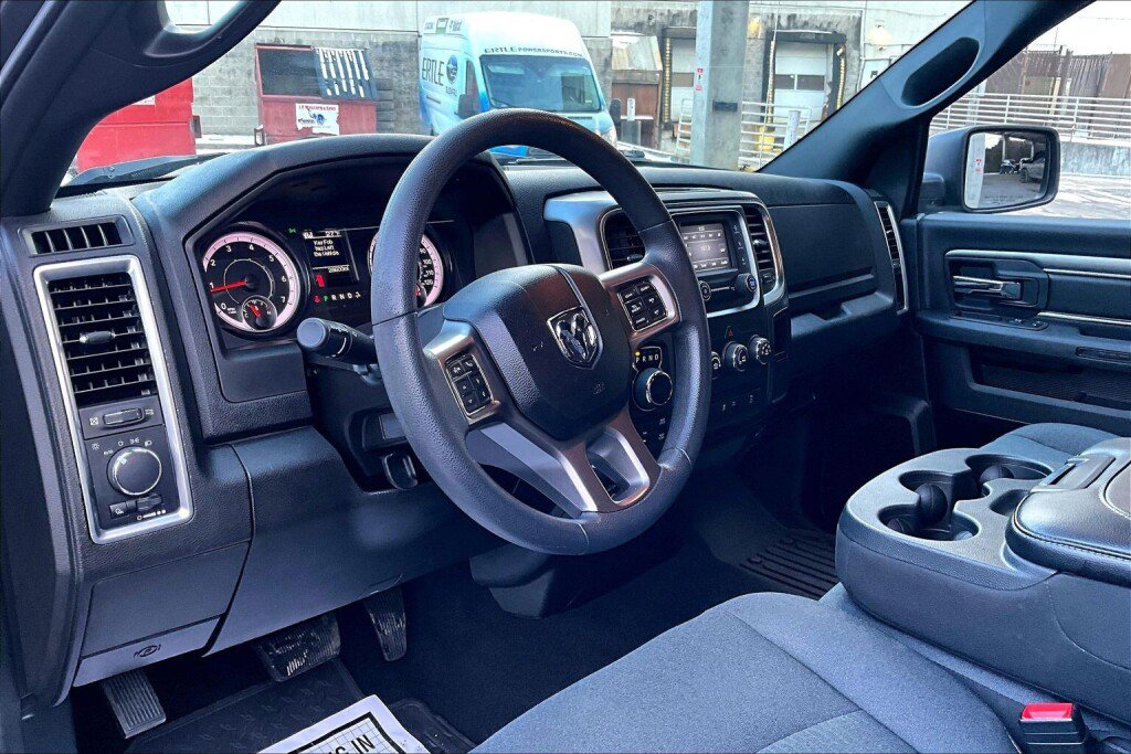 Used 2022 RAM 1500 Classic Warlock image 10