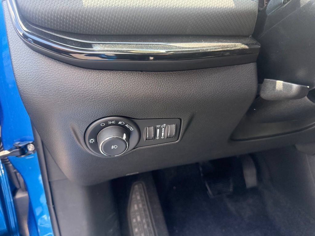 New 2026 Jeep Compass Limited AWD/4WD image 12