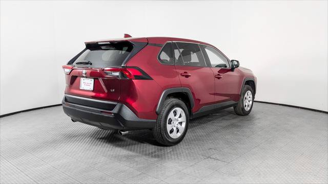 Used 2025 Toyota RAV4 LE FWD image 8