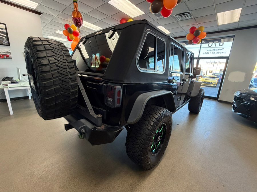 Used 2013 Jeep Wrangler Unlimited Rubicon w/ Connectivity Group image 13