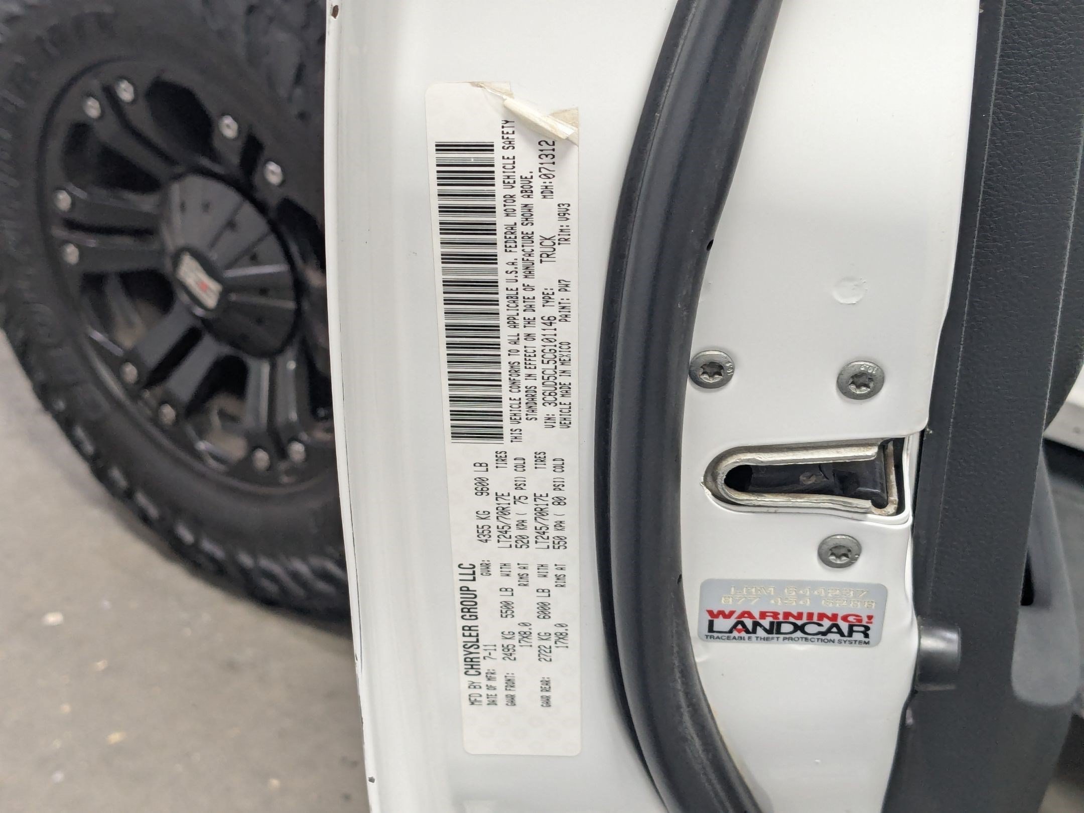 Used 2012 RAM 2500 ST w/ Chrome Appearance Group AWD/4WD image 26